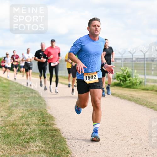 14.09.2025 - Airport Race Dr. Thomas Lammeyer http://msf.ph/oto/8867359 14.09.2025 12:08:38 Laufen 1502 meine-sportfotos.de