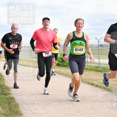 14.09.2025 - Airport Race Dr. Thomas Lammeyer http://msf.ph/oto/8867368 14.09.2025 12:08:40 Laufen 31, 792, 4168, 420 meine-sportfotos.de