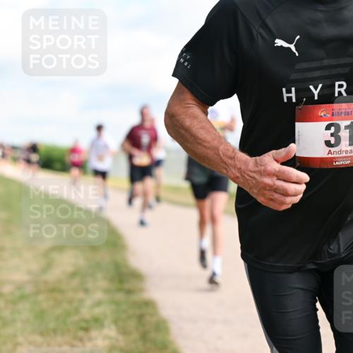 14.09.2025 - Airport Race Dr. Thomas Lammeyer http://msf.ph/oto/8867378 14.09.2025 12:08:42 Laufen 01, 42, 31 meine-sportfotos.de
