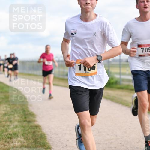 14.09.2025 - Airport Race Dr. Thomas Lammeyer http://msf.ph/oto/8867407 14.09.2025 12:08:48 Laufen 1106, 709 meine-sportfotos.de