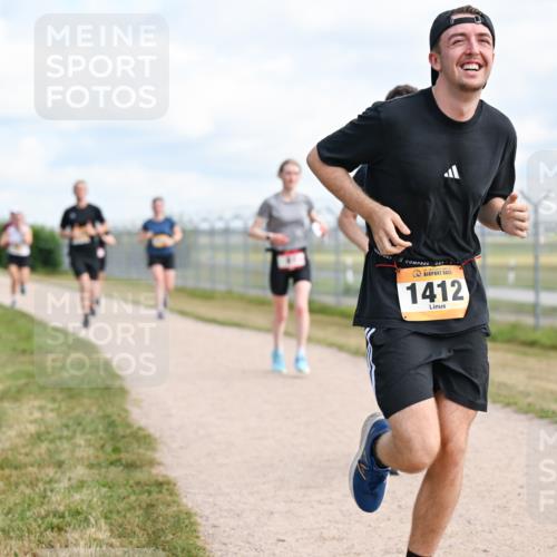 14.09.2025 - Airport Race Dr. Thomas Lammeyer http://msf.ph/oto/8867430 14.09.2025 12:08:54 Laufen 1412 meine-sportfotos.de