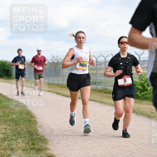 14.09.2025 - Airport Race Dr. Thomas Lammeyer http://msf.ph/oto/8867453 14.09.2025 12:08:59 Laufen 960, 8, 5519 meine-sportfotos.de
