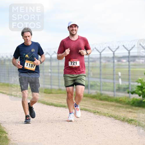 14.09.2025 - Airport Race Dr. Thomas Lammeyer http://msf.ph/oto/8867467 14.09.2025 12:09:02 Laufen 1049, 1187, 721 meine-sportfotos.de