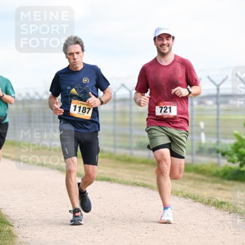 14.09.2025 - Airport Race Dr. Thomas Lammeyer http://msf.ph/oto/8867472 14.09.2025 12:09:03 Laufen 1049, 1187, 721 meine-sportfotos.de