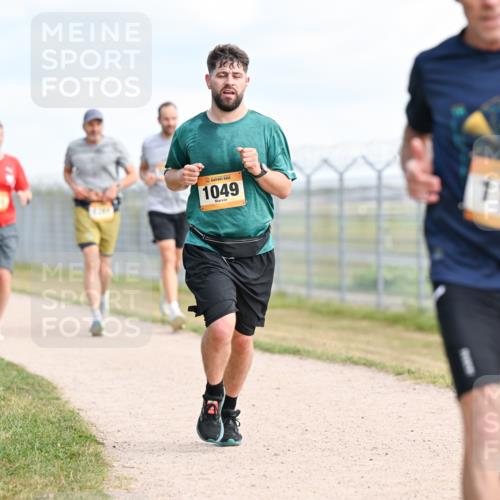 14.09.2025 - Airport Race Dr. Thomas Lammeyer http://msf.ph/oto/8867480 14.09.2025 12:09:05 Laufen 1049, 1187 meine-sportfotos.de