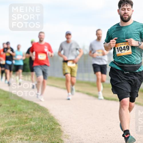 14.09.2025 - Airport Race Dr. Thomas Lammeyer http://msf.ph/oto/8867486 14.09.2025 12:09:06 Laufen 1049 meine-sportfotos.de