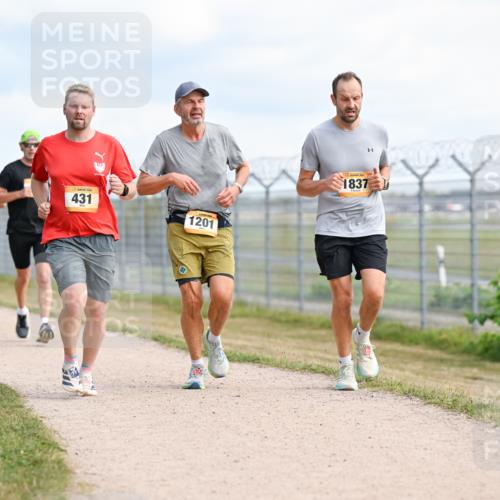 14.09.2025 - Airport Race Dr. Thomas Lammeyer http://msf.ph/oto/8867493 14.09.2025 12:09:07 Laufen 1237, 715, 431, 1201, 1837 meine-sportfotos.de