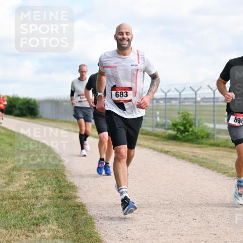 14.09.2025 - Airport Race Dr. Thomas Lammeyer http://msf.ph/oto/8867544 14.09.2025 12:09:17 Laufen 683, 896 meine-sportfotos.de