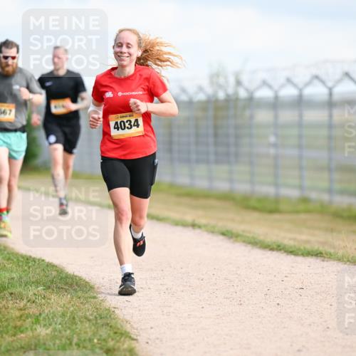 14.09.2025 - Airport Race Dr. Thomas Lammeyer http://msf.ph/oto/8867563 14.09.2025 12:09:24 Laufen 1667, 4034 meine-sportfotos.de