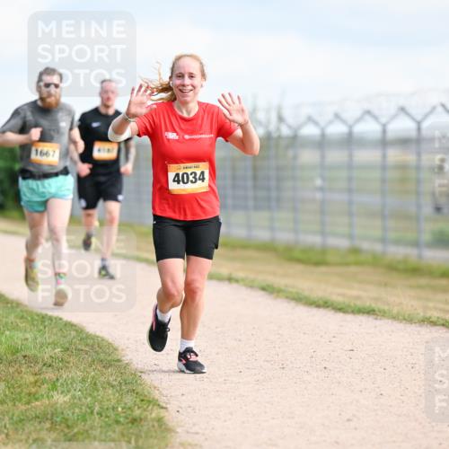14.09.2025 - Airport Race Dr. Thomas Lammeyer http://msf.ph/oto/8867566 14.09.2025 12:09:24 Laufen 1667, 4034 meine-sportfotos.de