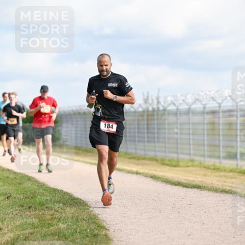 14.09.2025 - Airport Race Dr. Thomas Lammeyer http://msf.ph/oto/8867596 14.09.2025 12:09:34 Laufen 184 meine-sportfotos.de