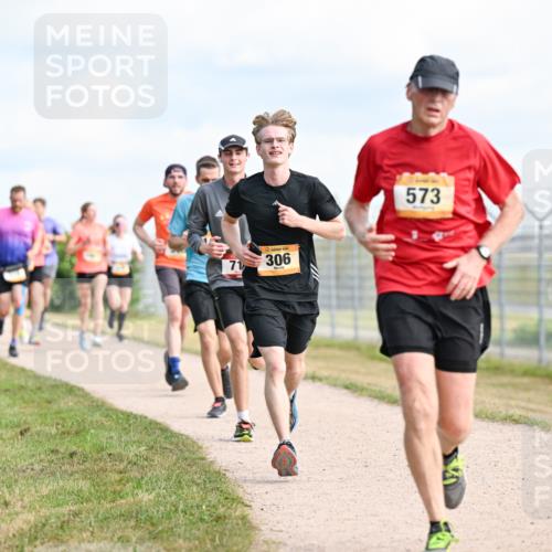 14.09.2025 - Airport Race Dr. Thomas Lammeyer http://msf.ph/oto/8867621 14.09.2025 12:09:40 Laufen 71, 306, 573 meine-sportfotos.de