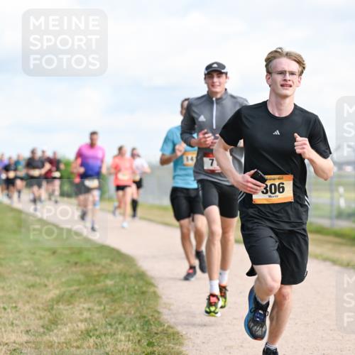 14.09.2025 - Airport Race Dr. Thomas Lammeyer http://msf.ph/oto/8867631 14.09.2025 12:09:42 Laufen 14, 306 meine-sportfotos.de