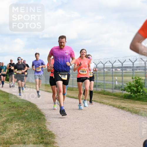 14.09.2025 - Airport Race Dr. Thomas Lammeyer http://msf.ph/oto/8867650 14.09.2025 12:09:46 Laufen 1551, 316, 1051, 351, 08 meine-sportfotos.de