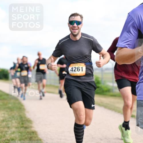 14.09.2025 - Airport Race Dr. Thomas Lammeyer http://msf.ph/oto/8867684 14.09.2025 12:09:52 Laufen 4261, 155 meine-sportfotos.de
