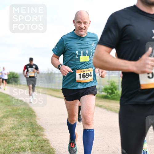 14.09.2025 - Airport Race Dr. Thomas Lammeyer http://msf.ph/oto/8867707 14.09.2025 12:09:56 Laufen 2025, 39, 1694, 514 meine-sportfotos.de