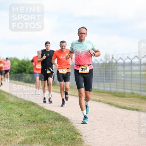 14.09.2025 - Airport Race Dr. Thomas Lammeyer http://msf.ph/oto/8867758 14.09.2025 12:10:09 Laufen 1772, 398 meine-sportfotos.de