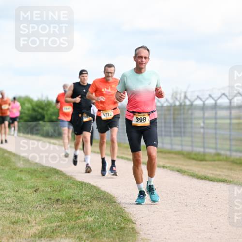 14.09.2025 - Airport Race Dr. Thomas Lammeyer http://msf.ph/oto/8867759 14.09.2025 12:10:09 Laufen 1772, 398 meine-sportfotos.de