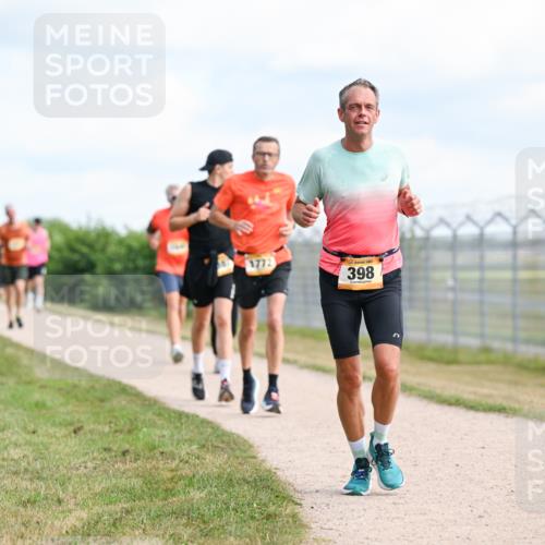 14.09.2025 - Airport Race Dr. Thomas Lammeyer http://msf.ph/oto/8867764 14.09.2025 12:10:10 Laufen 1772, 398 meine-sportfotos.de