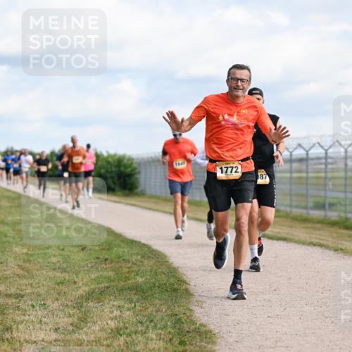 14.09.2025 - Airport Race Dr. Thomas Lammeyer http://msf.ph/oto/8867780 14.09.2025 12:10:12 Laufen 1845, 1772, 87 meine-sportfotos.de