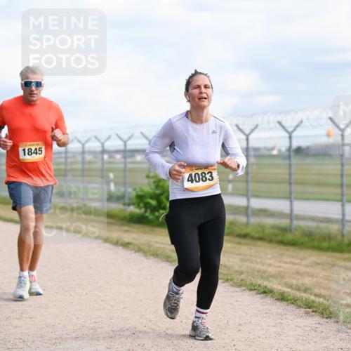 14.09.2025 - Airport Race Dr. Thomas Lammeyer http://msf.ph/oto/8867799 14.09.2025 12:10:16 Laufen 1845, 4083 meine-sportfotos.de