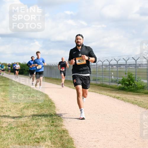 14.09.2025 - Airport Race Dr. Thomas Lammeyer http://msf.ph/oto/8867853 14.09.2025 12:10:28 Laufen 28, 471 meine-sportfotos.de