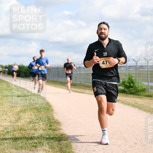 14.09.2025 - Airport Race Dr. Thomas Lammeyer http://msf.ph/oto/8867859 14.09.2025 12:10:28 Laufen 28, 47 meine-sportfotos.de