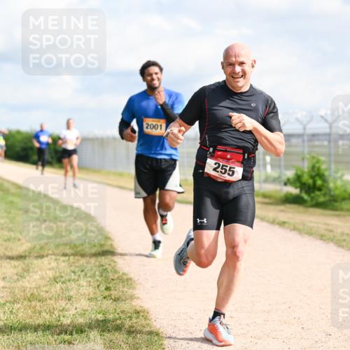 14.09.2025 - Airport Race Dr. Thomas Lammeyer http://msf.ph/oto/8867886 14.09.2025 12:10:33 Laufen 2001, 255 meine-sportfotos.de