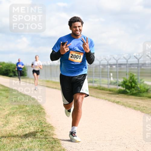 14.09.2025 - Airport Race Dr. Thomas Lammeyer http://msf.ph/oto/8867891 14.09.2025 12:10:34 Laufen 2001 meine-sportfotos.de