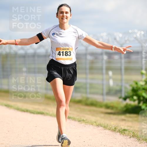 14.09.2025 - Airport Race Dr. Thomas Lammeyer http://msf.ph/oto/8867910 14.09.2025 12:10:38 Laufen 4183 meine-sportfotos.de