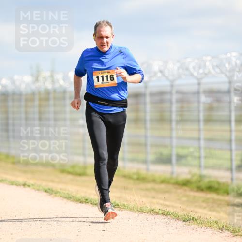14.09.2025 - Airport Race Dr. Thomas Lammeyer http://msf.ph/oto/8867924 14.09.2025 12:10:40 Laufen 1116 meine-sportfotos.de