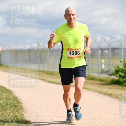 14.09.2025 - Airport Race Dr. Thomas Lammeyer http://msf.ph/oto/8867975 14.09.2025 12:10:50 Laufen 1588 meine-sportfotos.de