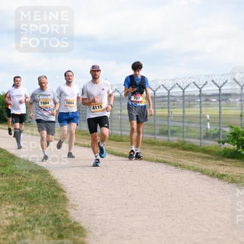 14.09.2025 - Airport Race Dr. Thomas Lammeyer http://msf.ph/oto/8868068 14.09.2025 12:11:10 Laufen 707, 1984, 1884, 4115 meine-sportfotos.de