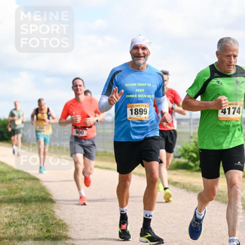 14.09.2025 - Airport Race Dr. Thomas Lammeyer http://msf.ph/oto/8868157 14.09.2025 12:11:24 Laufen 900, 50, 1899, 4174 meine-sportfotos.de