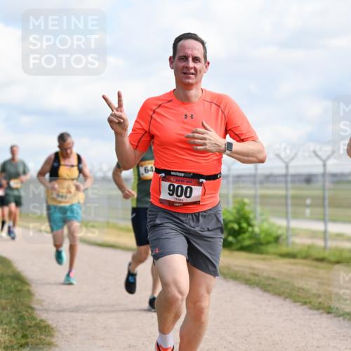 14.09.2025 - Airport Race Dr. Thomas Lammeyer http://msf.ph/oto/8868167 14.09.2025 12:11:26 Laufen 900, 177 meine-sportfotos.de