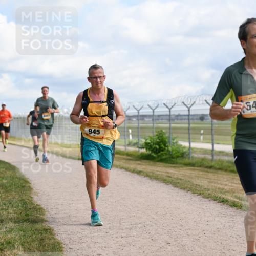 14.09.2025 - Airport Race Dr. Thomas Lammeyer http://msf.ph/oto/8868176 14.09.2025 12:11:28 Laufen 4003, 945, 643 meine-sportfotos.de