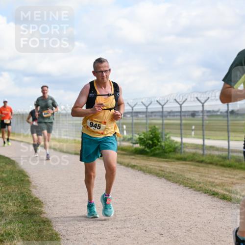 14.09.2025 - Airport Race Dr. Thomas Lammeyer http://msf.ph/oto/8868177 14.09.2025 12:11:28 Laufen 643, 4001, 945 meine-sportfotos.de