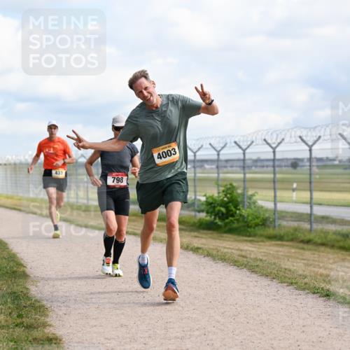 14.09.2025 - Airport Race Dr. Thomas Lammeyer http://msf.ph/oto/8868181 14.09.2025 12:11:30 Laufen 433, 798, 4003 meine-sportfotos.de
