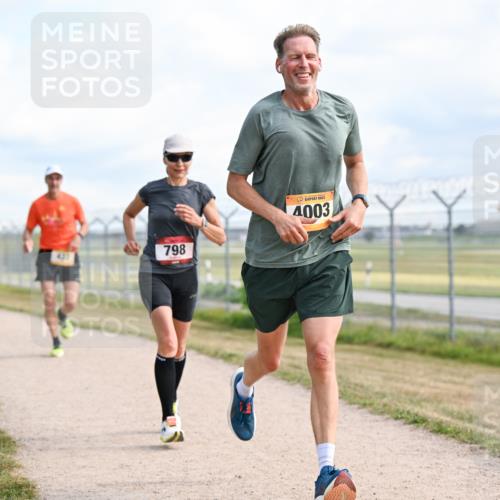 14.09.2025 - Airport Race Dr. Thomas Lammeyer http://msf.ph/oto/8868187 14.09.2025 12:11:31 Laufen 798, 4003 meine-sportfotos.de