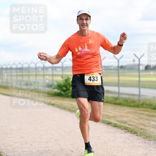 14.09.2025 - Airport Race Dr. Thomas Lammeyer http://msf.ph/oto/8868199 14.09.2025 12:11:34 Laufen 433 meine-sportfotos.de