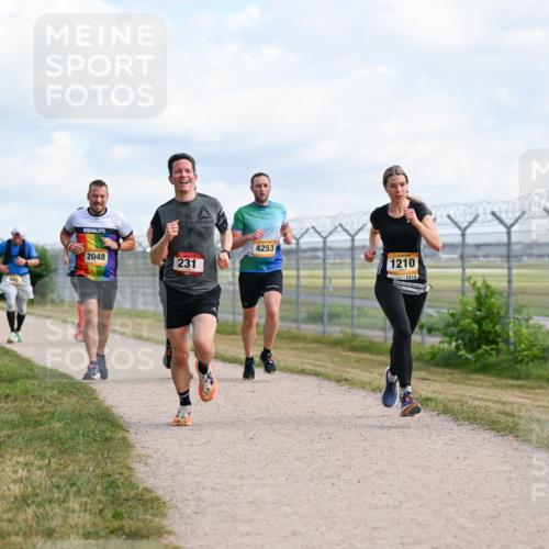 14.09.2025 - Airport Race Dr. Thomas Lammeyer http://msf.ph/oto/8868220 14.09.2025 12:11:41 Laufen 2048, 231, 4253, 1210, 1210 meine-sportfotos.de