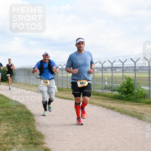 14.09.2025 - Airport Race Dr. Thomas Lammeyer http://msf.ph/oto/8868251 14.09.2025 12:11:46 Laufen 649, 442 meine-sportfotos.de