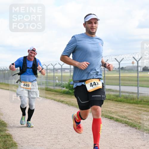 14.09.2025 - Airport Race Dr. Thomas Lammeyer http://msf.ph/oto/8868259 14.09.2025 12:11:48 Laufen 649, 442 meine-sportfotos.de