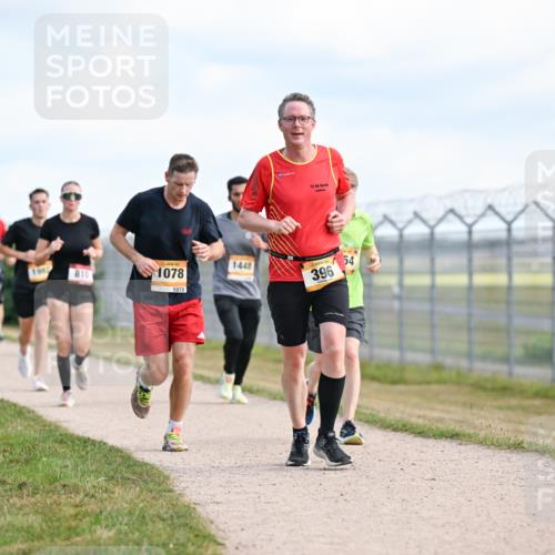14.09.2025 - Airport Race Dr. Thomas Lammeyer http://msf.ph/oto/8868272 14.09.2025 12:11:56 Laufen 810, 1078, 1078, 1448, 54, 396 meine-sportfotos.de