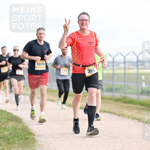 14.09.2025 - Airport Race Dr. Thomas Lammeyer http://msf.ph/oto/8868282 14.09.2025 12:11:57 Laufen 69, 1078, 1078, 1448, 396 meine-sportfotos.de