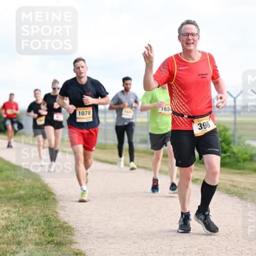 14.09.2025 - Airport Race Dr. Thomas Lammeyer http://msf.ph/oto/8868291 14.09.2025 12:11:58 Laufen 1078, 1654, 6, 69, 396 meine-sportfotos.de