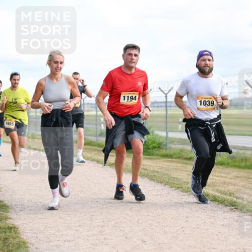 14.09.2025 - Airport Race Dr. Thomas Lammeyer http://msf.ph/oto/8868331 14.09.2025 12:12:05 Laufen 1955, 1194, 1039 meine-sportfotos.de