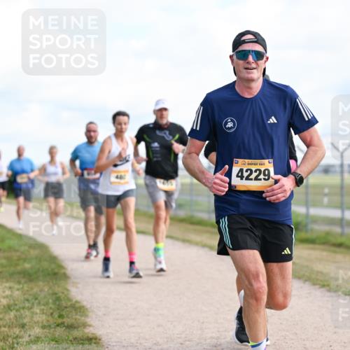 14.09.2025 - Airport Race Dr. Thomas Lammeyer http://msf.ph/oto/8868361 14.09.2025 12:12:11 Laufen 4229 meine-sportfotos.de