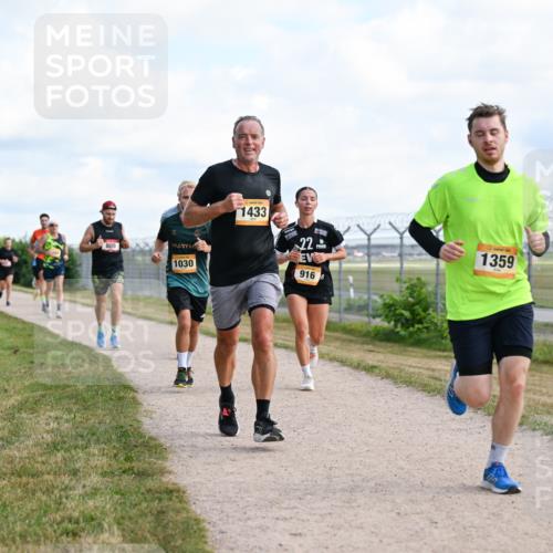 14.09.2025 - Airport Race Dr. Thomas Lammeyer http://msf.ph/oto/8868404 14.09.2025 12:12:22 Laufen 805, 1030, 1433, 22, 1359, 916 meine-sportfotos.de