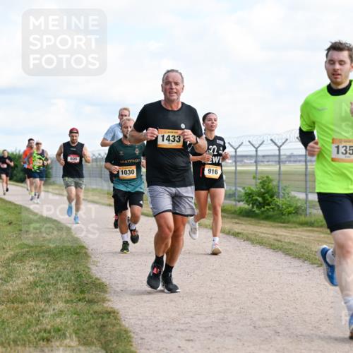 14.09.2025 - Airport Race Dr. Thomas Lammeyer http://msf.ph/oto/8868406 14.09.2025 12:12:22 Laufen 805, 1030, 1433, 22, 916, 1359 meine-sportfotos.de